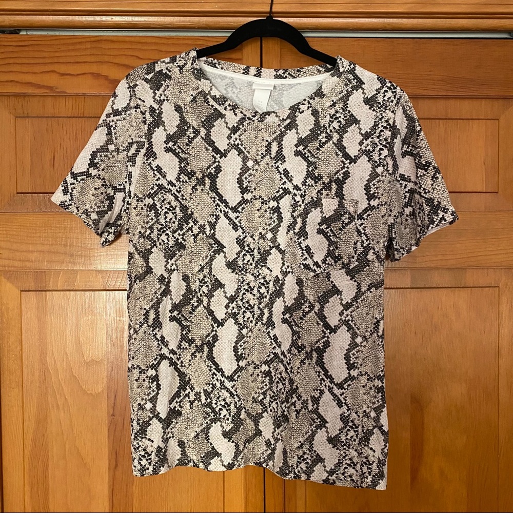 H&M Short Sleeve Snakeprint Tee